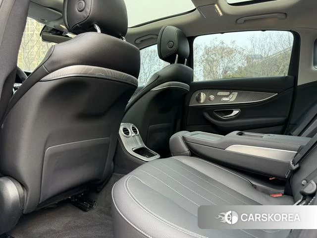 Mercedes-Benz E-class id 4272541 из Китая 17