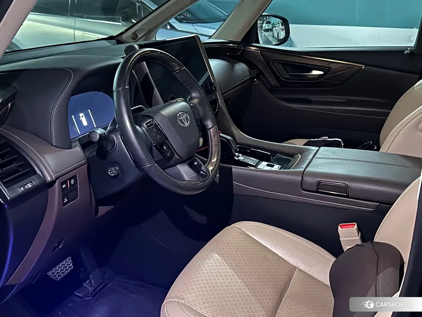 Toyota Elfa id 4659733 из Китая 9