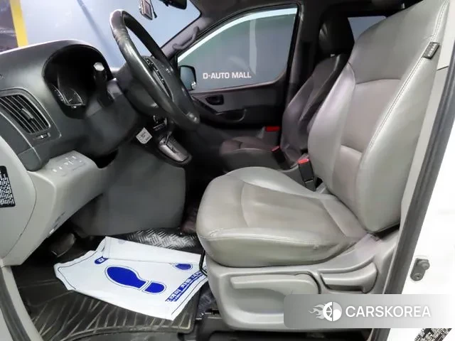 Hyundai The New Grand Starex id 3602275 из Кореи 16