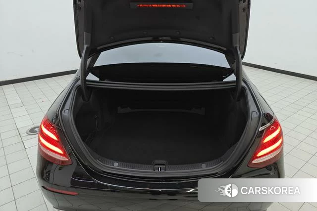 Mercedes-Benz E-class id 4242146 из Китая 13