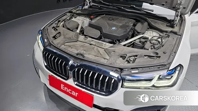 BMW 5 Series (G30) id 3279464 из Кореи 16