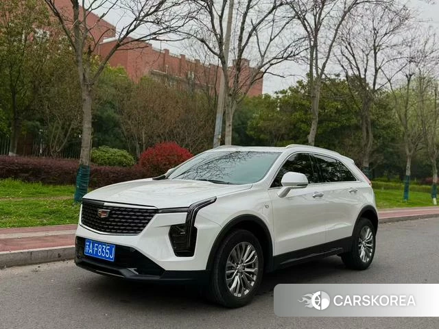Cadillac XT4 2024 Белый из Китая, фото 6