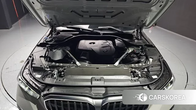 BMW 5 Series (G60) id 3644310 из Кореи 16