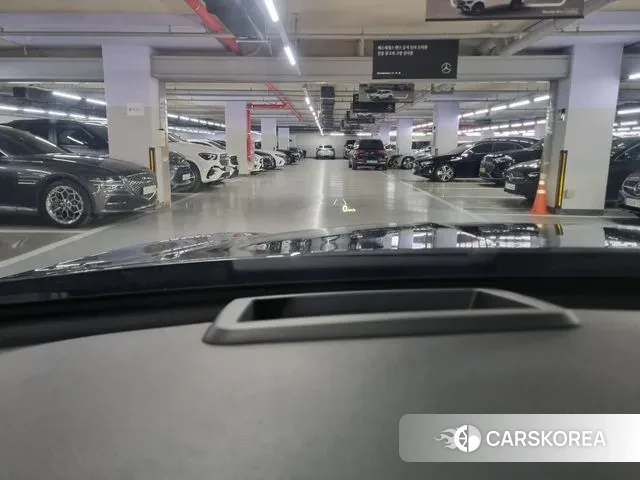 Genesis G90 id 3676669 из Кореи 16