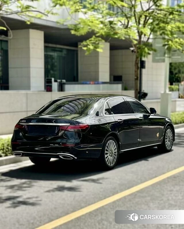 Mercedes-Benz E-class id 4260897 из Китая 7