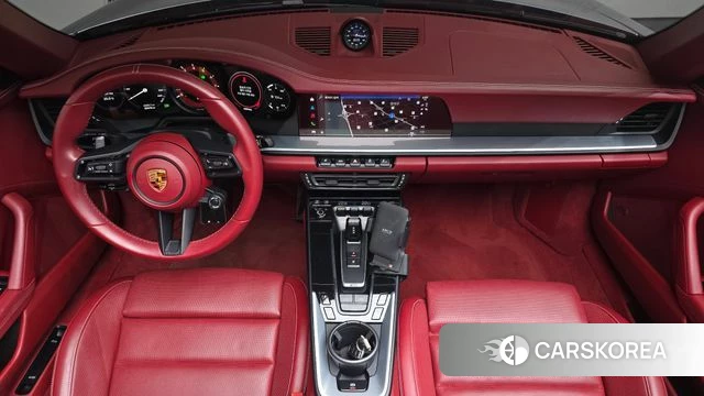 Porsche 911(992) id 4457749 из Кореи 28