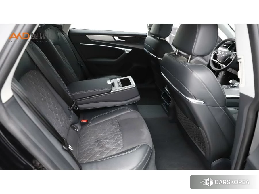 Audi A7L 2023 Черный из Китая, фото 6