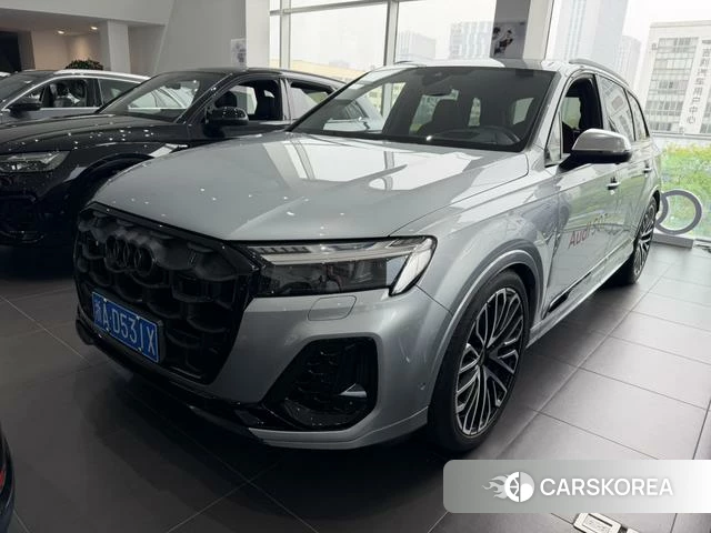 Audi SQ7 id 4272857 из Китая 8