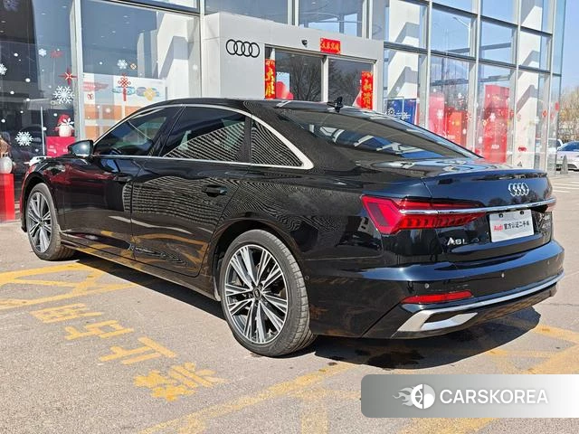 Audi A6L id 3869589 из Китая 10