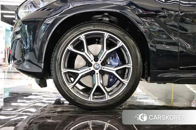 BMW X6 id 4359070 из Китая 36