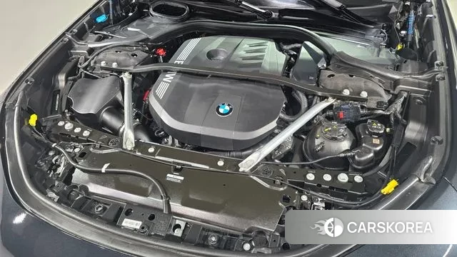 BMW 7 Series (G70) id 3393943 из Кореи 16