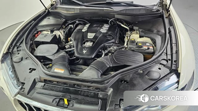 Maserati Levante id 4331432 из Кореи 27