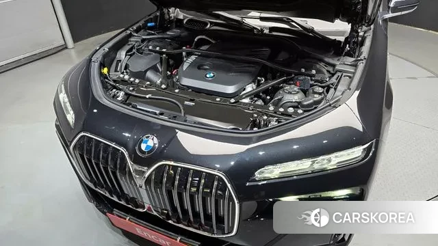 BMW 7 Series (G70) id 3288861 из Кореи 16