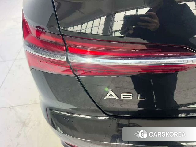 Audi A6L id 4217362 из Китая 11