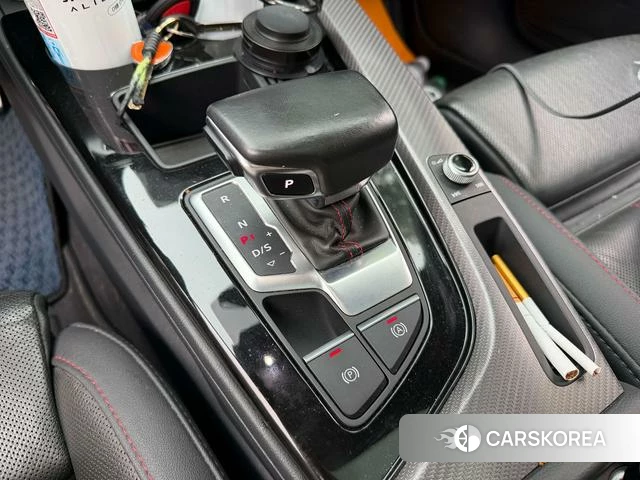 Audi A4L id 4328573 из Китая 9