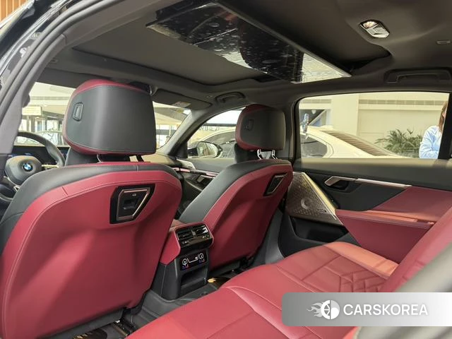 BMW 5 series 2025 Черный из Китая, фото 6