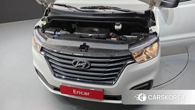 Hyundai The New Grand Starex id 4310336 из Кореи 16