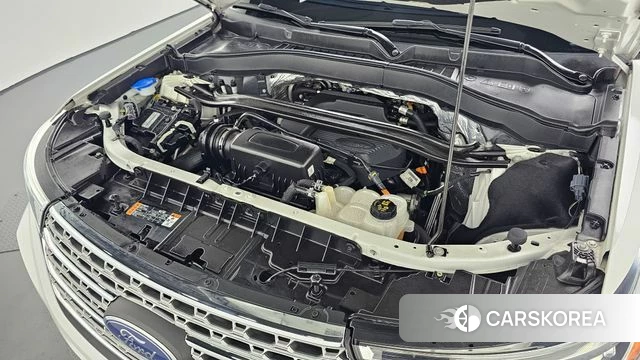 Ford Explorer 6th Generation id 4339111 из Кореи 16