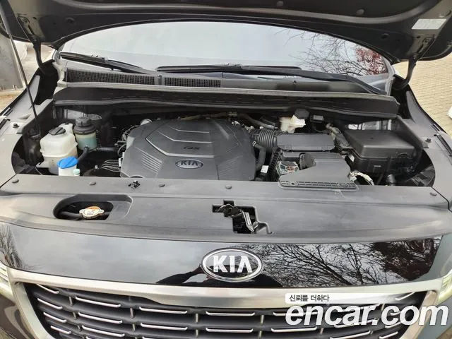 Kia The New Carnival id 2248962 из Кореи 16