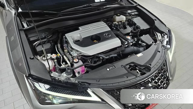 Lexus UX250h id 4720347 из Кореи 26