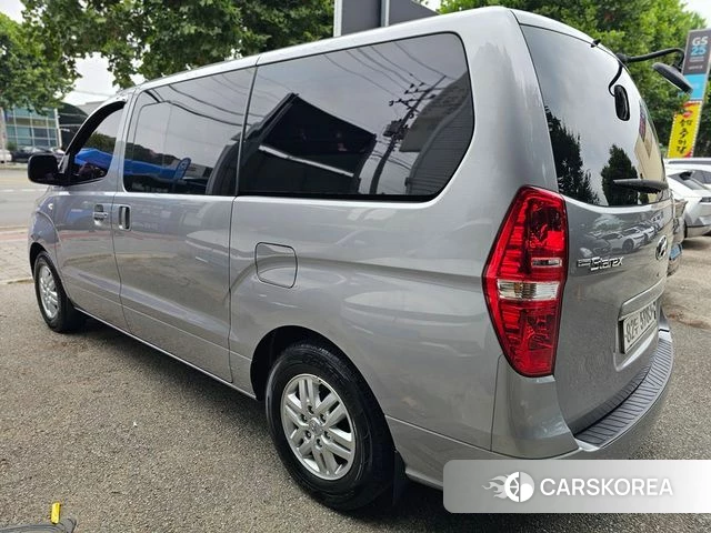 Hyundai The New Grand Starex id 4546973 из Кореи 16