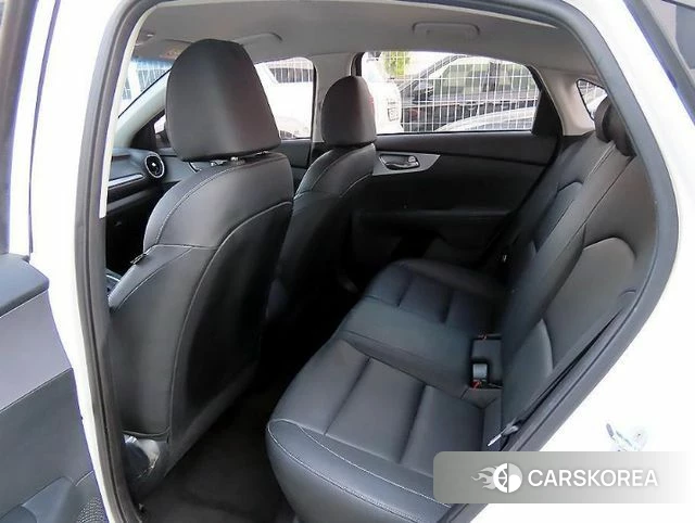Kia Come New K3 id 4283101 из Кореи 13