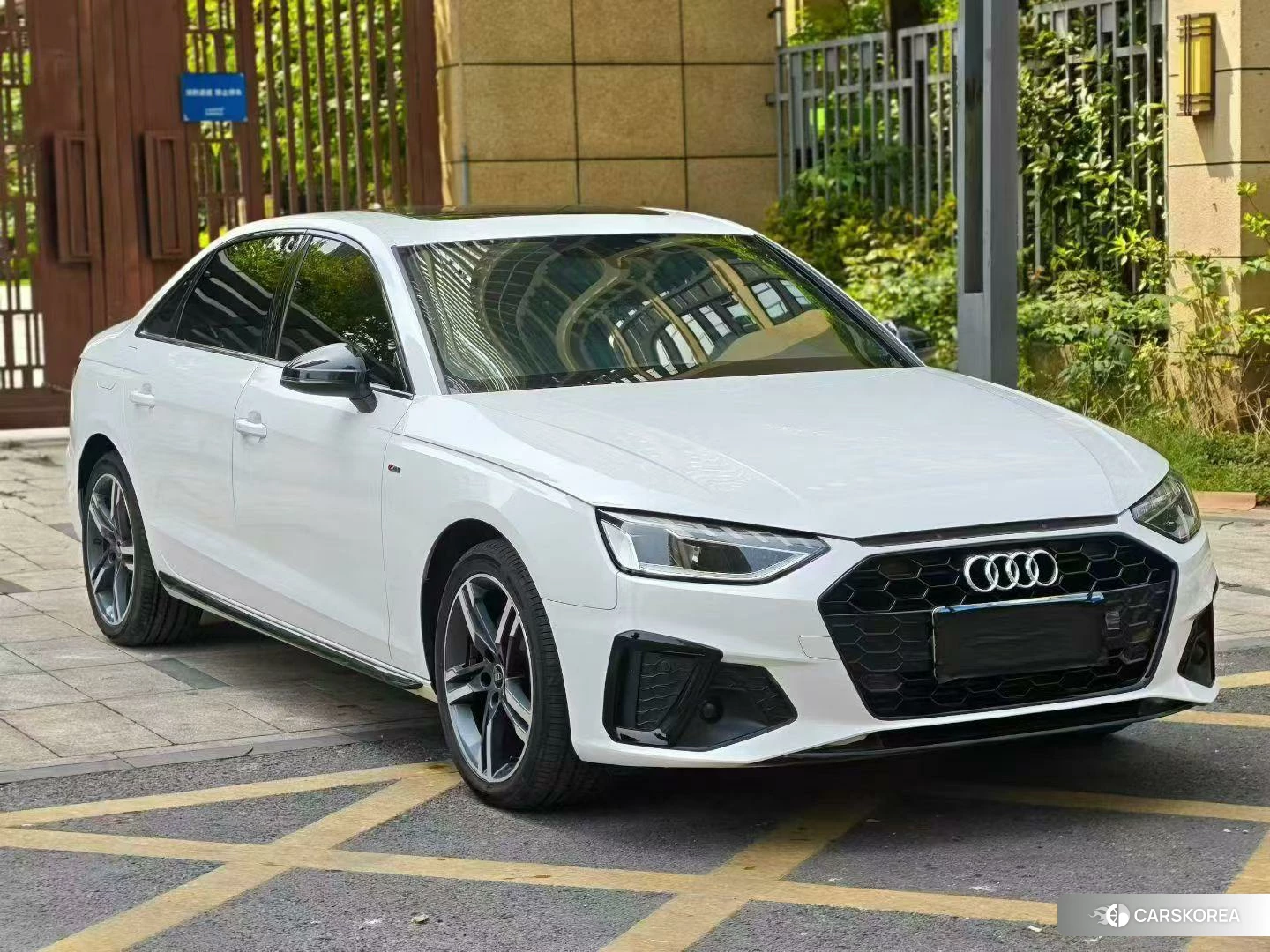 Audi A4L 2021 Белый из Китая, фото 6