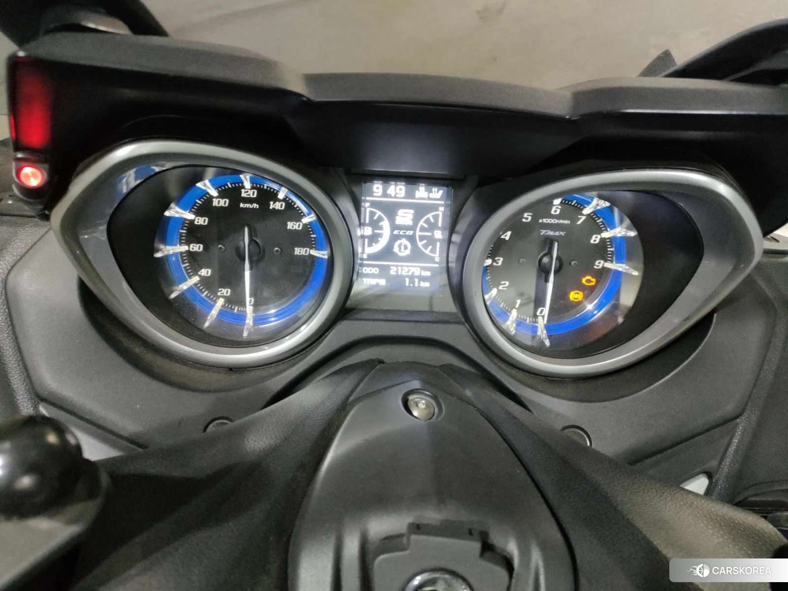 Проданный Yamaha T-MAX 530 DX id 4183107 из Японии, фото 6