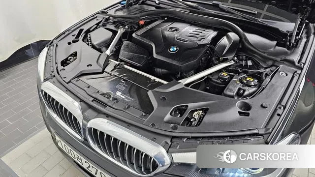 BMW 5 Series (G30) id 3434034 из Кореи 16