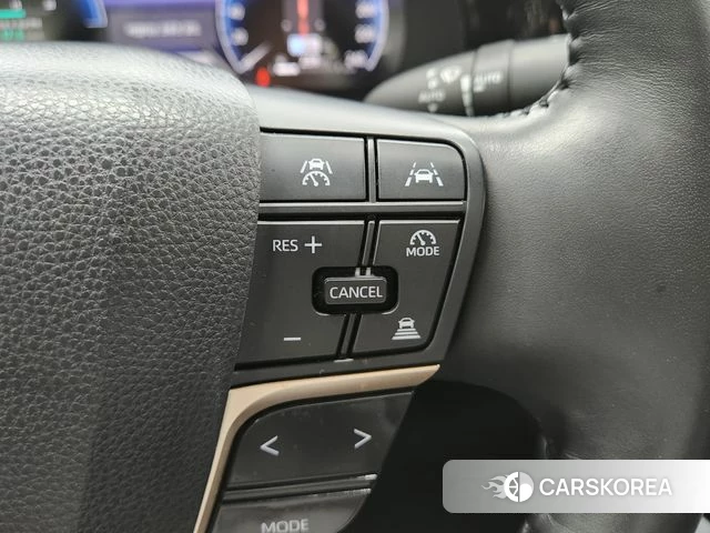 Toyota Crown Crossover id 4847803 из Кореи 15