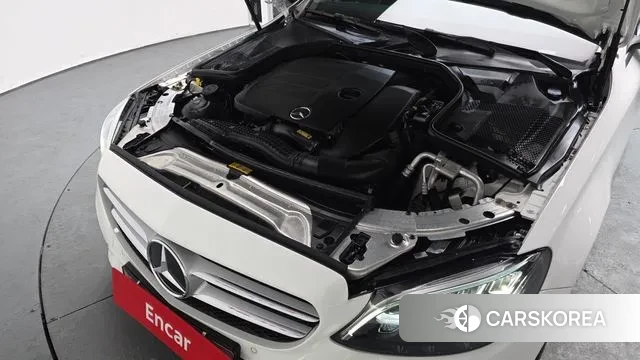 Mercedes-Benz C-Class W205 id 3671983 из Кореи 16