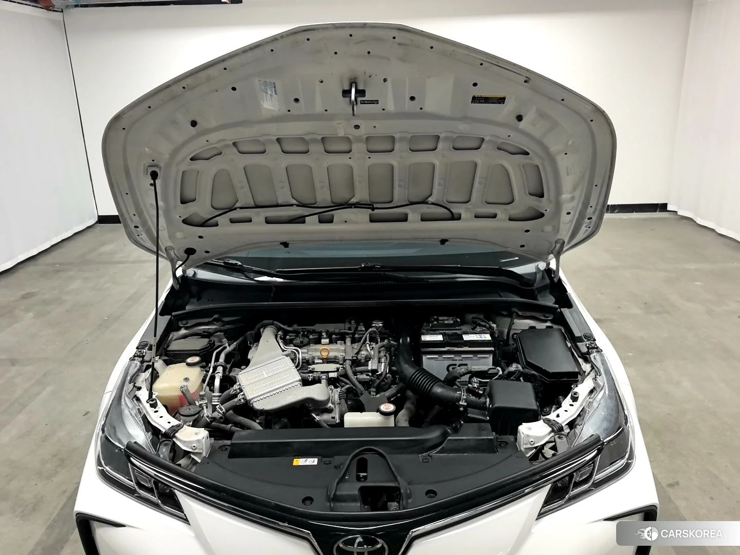 Toyota Corolla id 4440490 из Китая 16