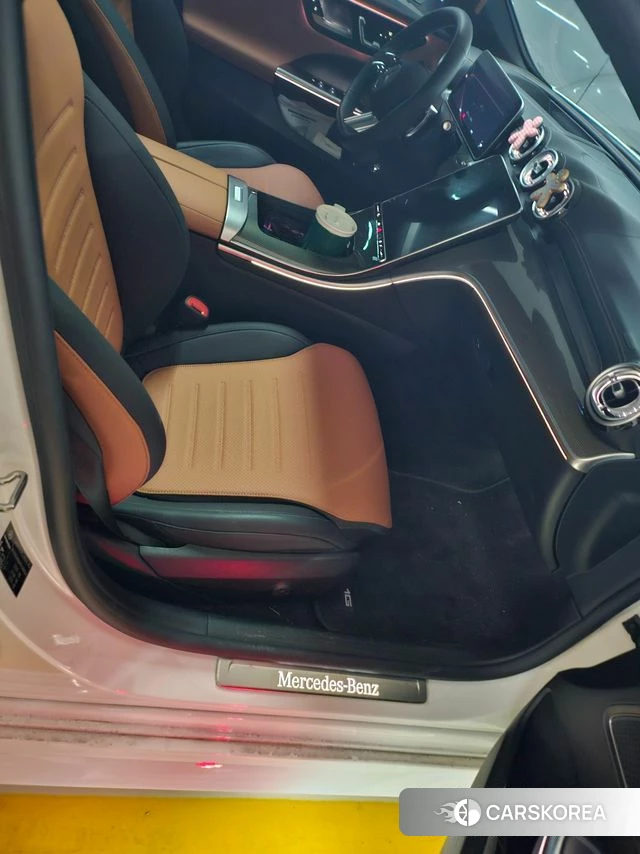 Mercedes-Benz C-Class W206 2023 Белый из Кореи, фото 6