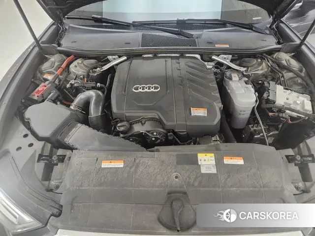 Audi A6 (C8) id 3545410 из Кореи 11