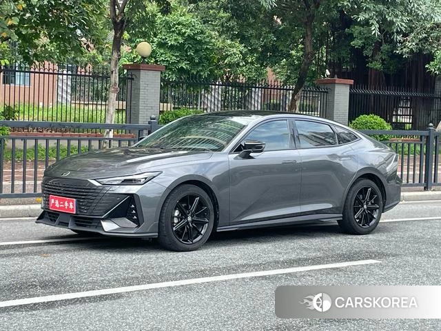 Chang'an UNI-V id 4374465 из Китая 17