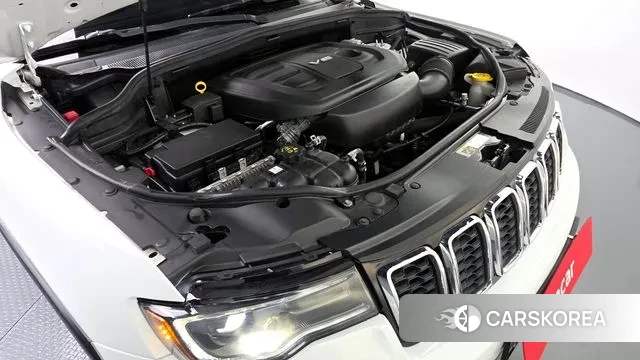 Jeep Grand Cherokee id 2995504 из Кореи 16