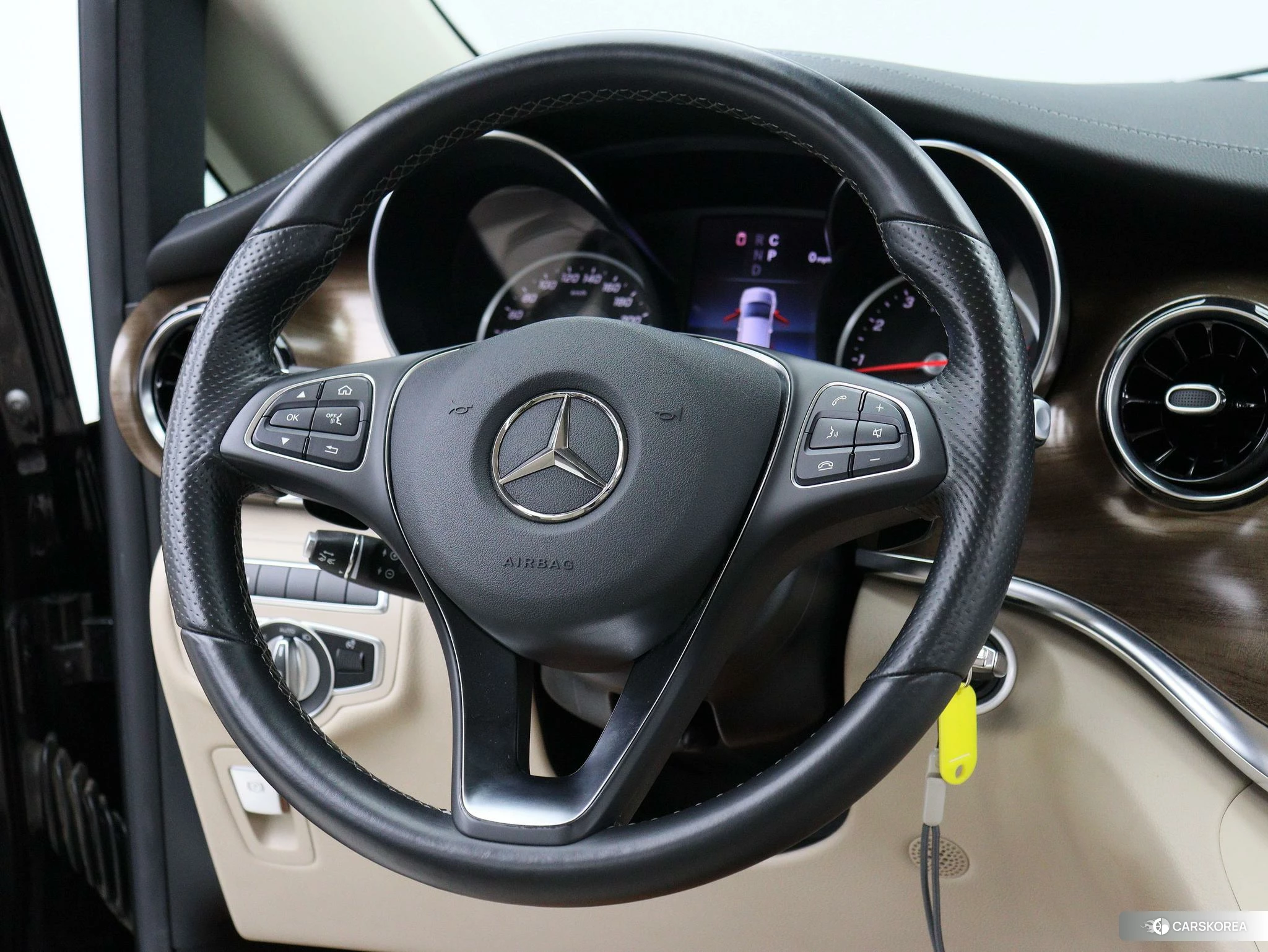 Mercedes-Benz V-class id 4419297 из Китая 27