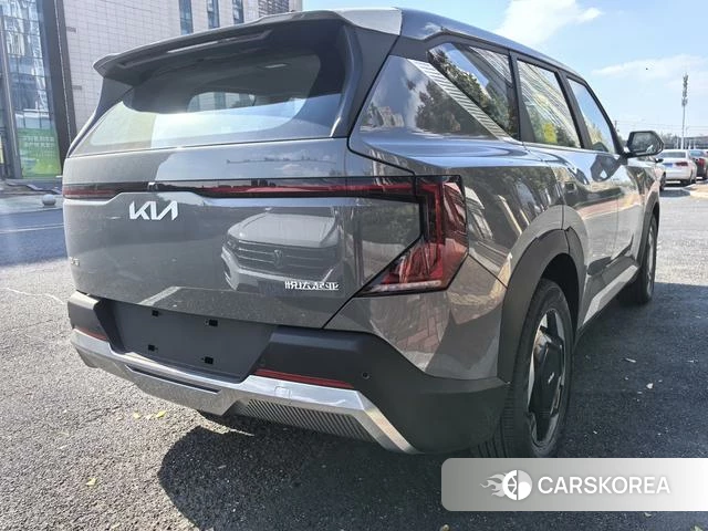 Kia EV5 2025 Темно-серый из Китая, фото 6