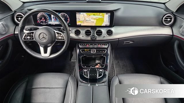 Mercedes-Benz E-Class W213 id 4642320 из Кореи 28