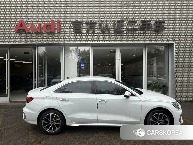 Audi A3 2023 Белый из Китая, фото 6