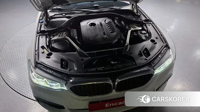 BMW 5 Series (G30) id 2981794 из Кореи 16