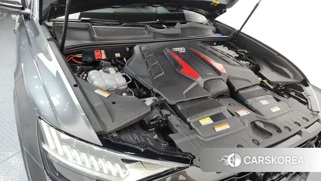 Audi RSQ8 (4M) id 3432158 из Кореи 16