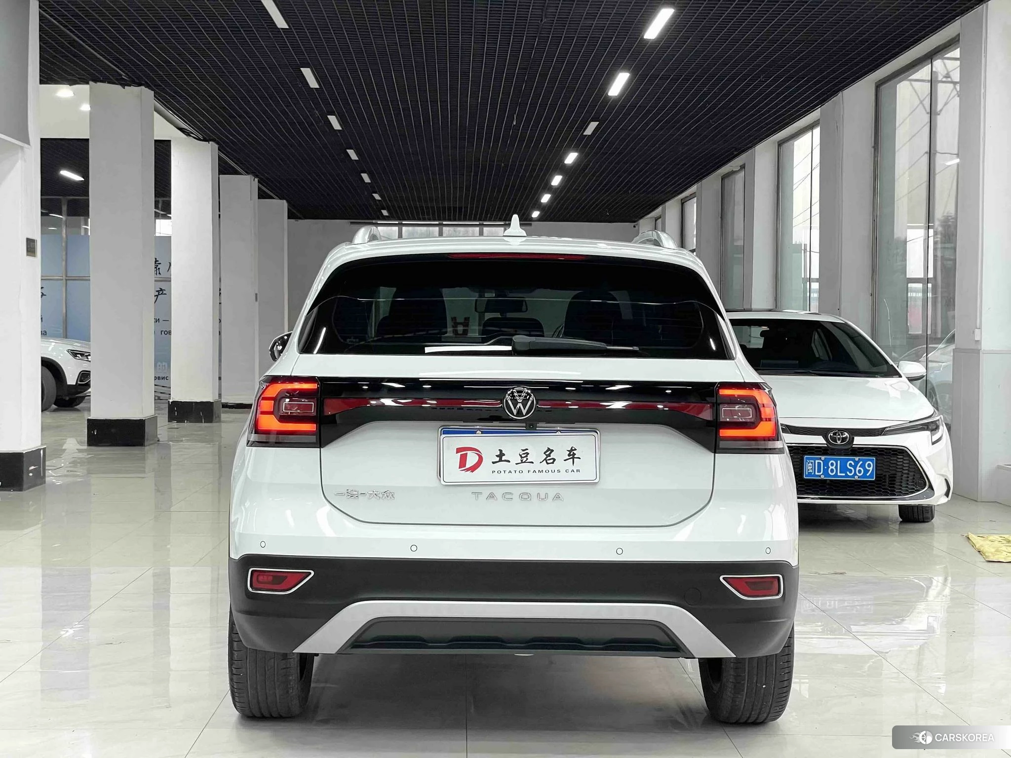 Volkswagen Exploring the shadow id 4512691 из Китая 15