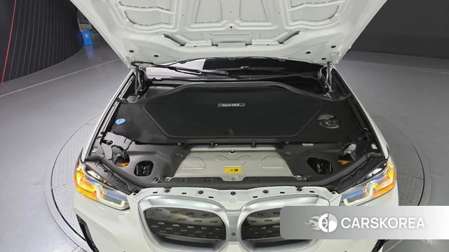 BMW iX3 id 4687098 из Кореи 30