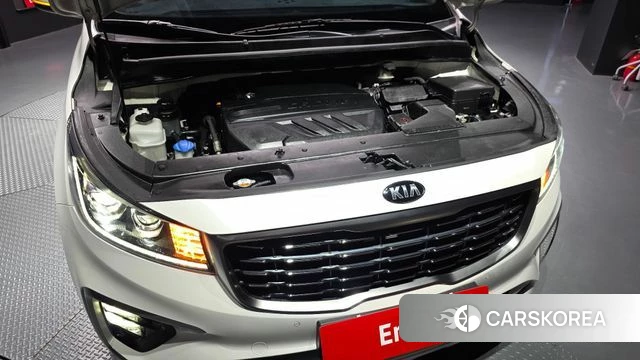 Kia The New Carnival id 4693477 из Кореи 34