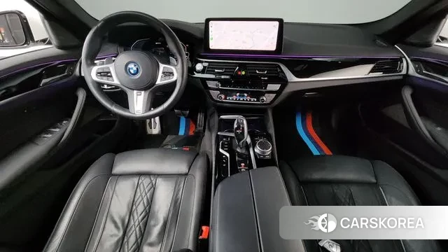 BMW 5 Series (G30) id 3508809 из Кореи 16