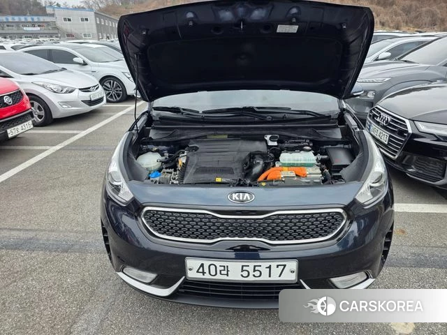 Kia Niro id 3889436 из Кореи 16