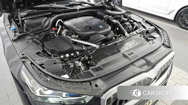BMW 5 Series (G60) id 4505789 из Кореи 16