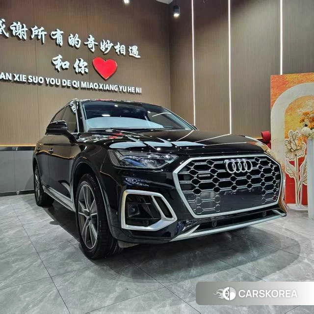 Audi Q5L 2021 Черный из Китая, фото 6