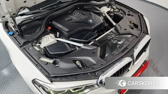 BMW 5 Series (G30) id 3329897 из Кореи 16